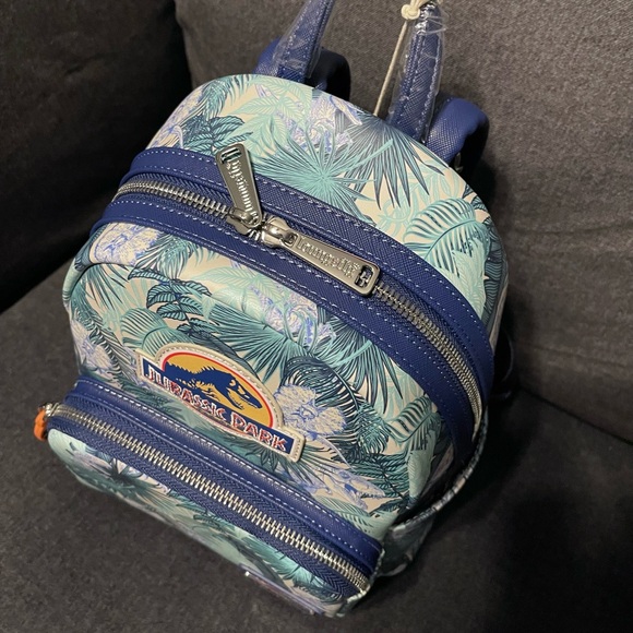 Loungefly Jurassic Park palm frond backpack & wallet - Picture 5 of 10